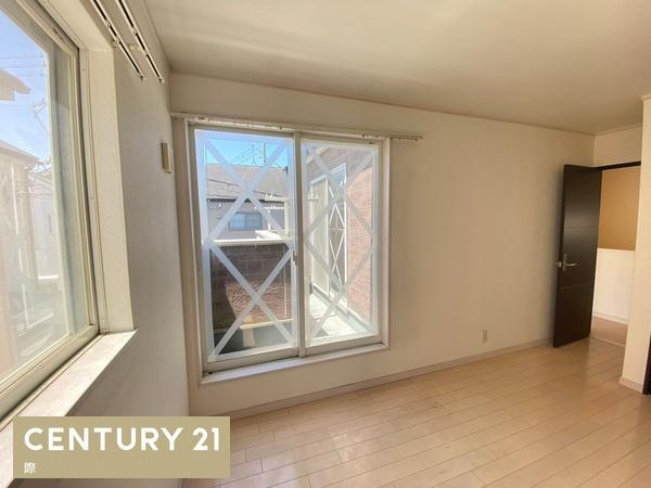 泉大津市板原町5丁目　中古戸建の洋室