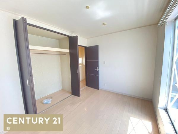 泉大津市板原町5丁目　中古戸建の洋室