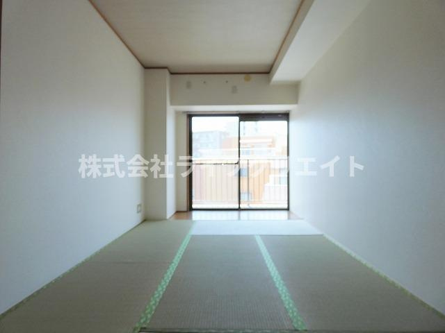グランシェール豊田の和室