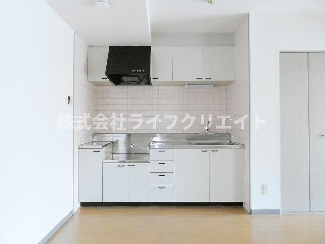 グランシェール豊田のキッチン