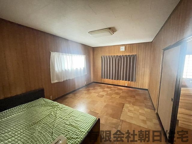 【洋室】 | 横浜町中古戸建 | コンパクトで使いやすい洋室です