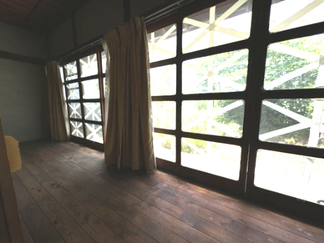 高知市新田町のその他共用部分|南向きの縁側