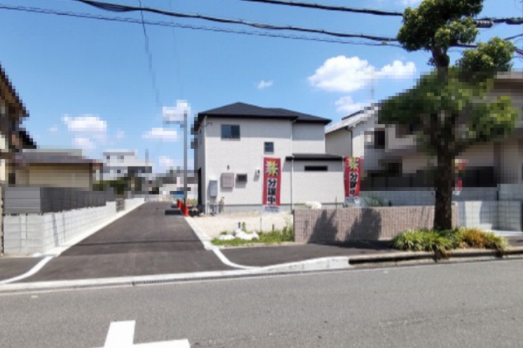 【価格変更！】ストークガーデン箕面半町　新築戸建３号地の前面道路含む現地写真