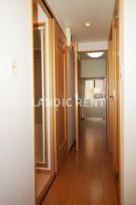 【玄関】 | アルティザ博多駅南