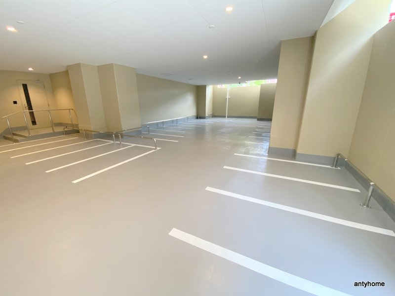 RJRプレシア南堀江　仲介手数料無料の駐車場