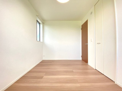 【洋室】 | 吹田市千里山東3丁目貸家
