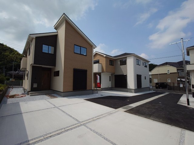 ケイアイ Fit－フィット－小倉南区高野3丁目1期　【小倉南区　新築戸建て】の駐車場|駐車スペースは広々♪【小倉南区　新築戸建て】
