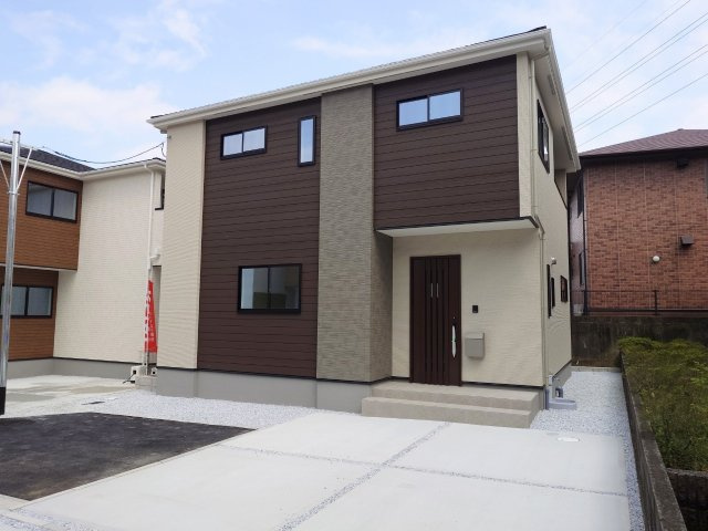 ケイアイ Fit－フィット－小倉南区高野3丁目1期　【小倉南区　新築戸建て】の外観|落ち着いた色合いの外観です♪　【小倉南区　新築戸建て】