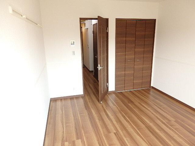 【寝室】ソレイユパルク10番館