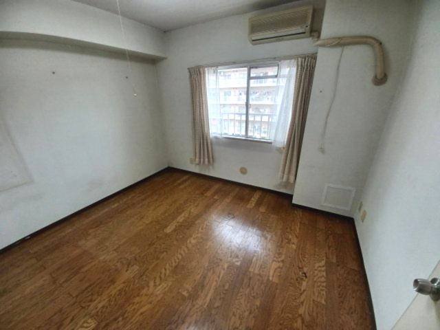 パークタウン五領第６団地 ５号棟（301号室）の洋室|洋室（５.５帖）