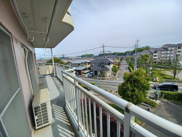 パークタウン五領第６団地 ５号棟（301号室）のバルコニー