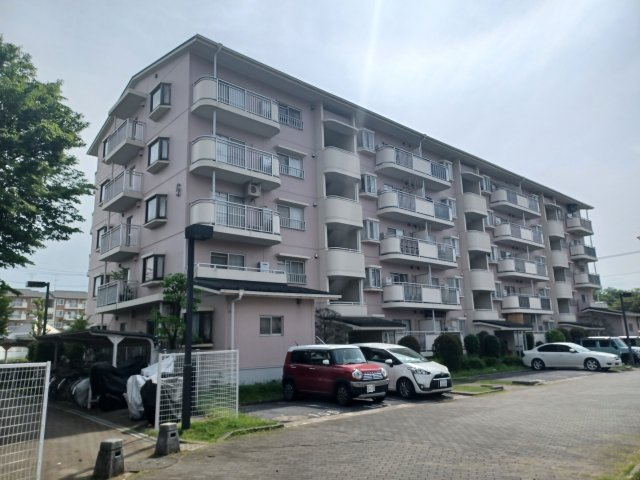 パークタウン五領第６団地 ５号棟（301号室）の外観