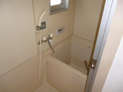 光永アパートの浴室|日々の暮らしに欠かせないお風呂です