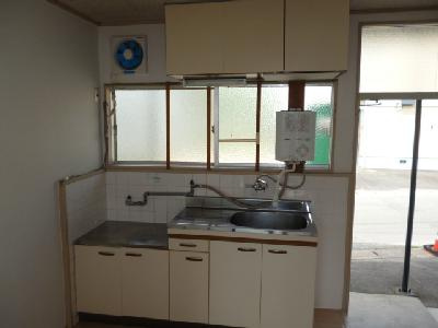 光永アパートのキッチン|お料理しやすいキッチンです