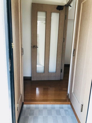 【玄関】 | ラフィネス大濠パークサイド | 別号室の写真になります。現況優先。