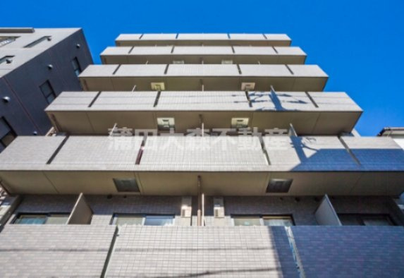 ルーブル蒲田参番館の外観