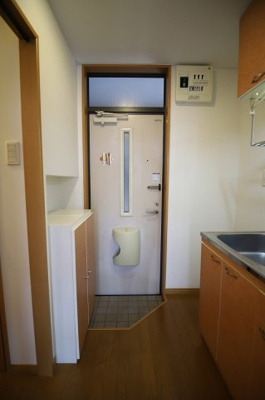 【玄関】 | ドリームパレス別府 | 別号室の写真になります。現況優先。