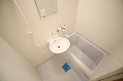 【浴室】 | ドリームパレス別府 | 別号室の写真になります。現況優先。