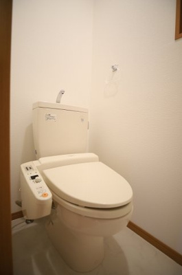 【トイレ】 | ドリームパレス別府 | 別号室の写真になります。現況優先。