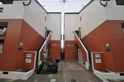 【エントランス】 | アゼリア箱崎B