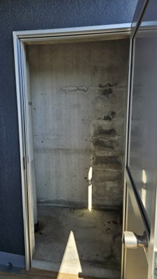【その他】 | コーポ泉 | バルコニーには２か所のトランクルームがございます
