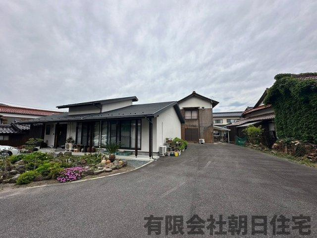 【駐車場】 | 美保関町千酌中古戸建★千酌海水砂浜まで徒歩約2分★ | 複数台駐車可です！