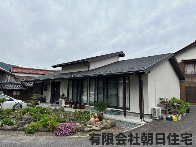 【外観】 | 美保関町千酌中古戸建★千酌海水砂浜まで徒歩約2分★ | 立派なたたずまいの外観です