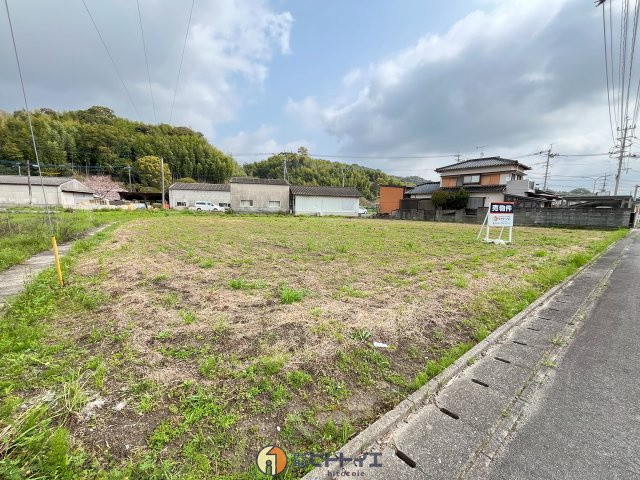 八女市山内の売地の外観