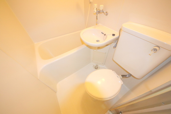 生駒イーストハイツの浴室