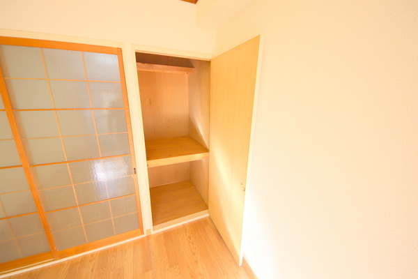 生駒イーストハイツの収納