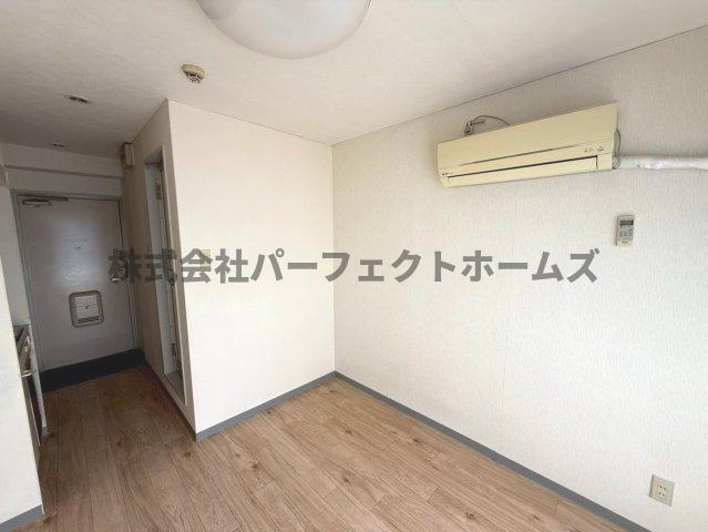 サンライズ枚方の洋室|使い勝手のいい洋室です