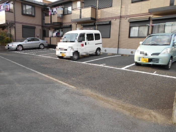 サンライズ馬橋の駐車場|駐車場