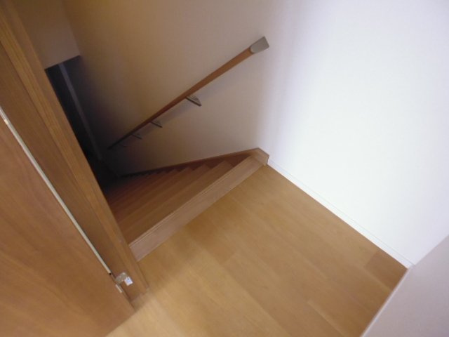 プランドール２１の内装|階段