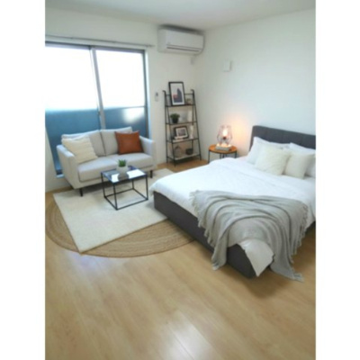 【居間・リビング】 | ソラリス | ※家具・小物類はイメージです。物件には含まれません。