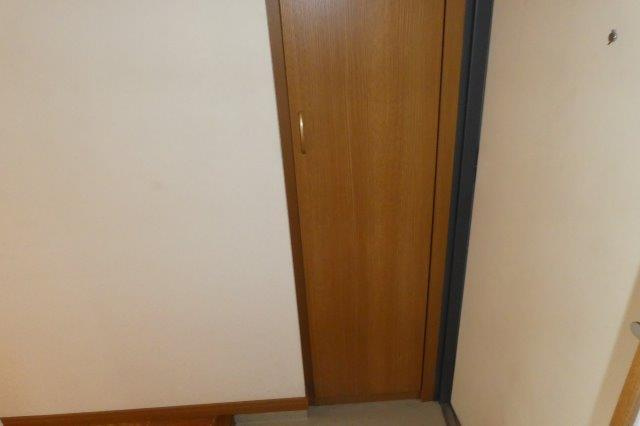 プチパール倉敷Bの玄関|シューズボックス