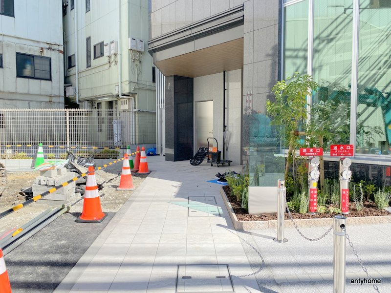 アヴェニール中崎　仲介手数料無料のエントランス