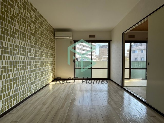 シャトー三木の居間・リビング