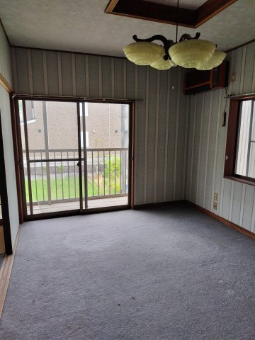 ６３３３１　岐阜市三田洞東中古戸建ての内装