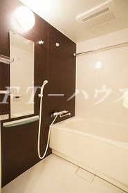 リブリ・LOTUSの浴室
