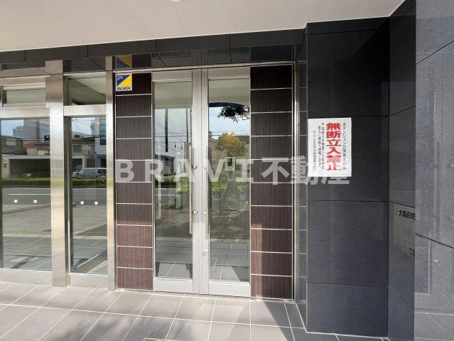 ジアコスモ大阪城南のエントランス|落ち着いたエントランスです