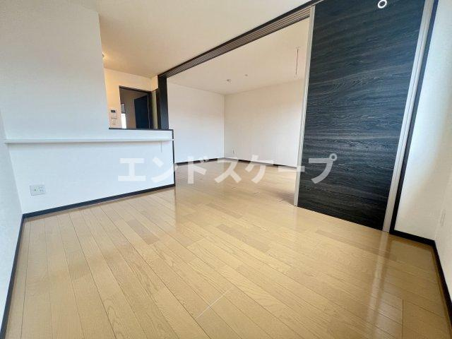 グランⅢの居間・リビング|高崎、前橋、伊勢崎エリアのお部屋探しはエンドスケープまで！お客様の理想お聞かせ下さい♪