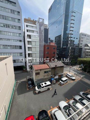 平和ビルの駐車場|駐車場です