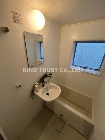 平和ビルの浴室|きれいなお風呂です