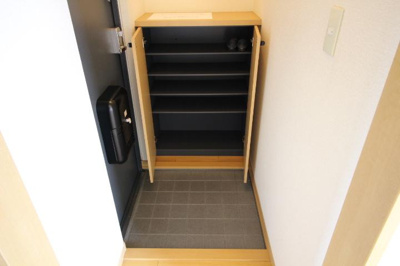 【玄関】 | リーヴァ妹尾