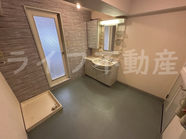 アルテハイム東大阪の洗面所|コンパクトで使いやすい洗面所