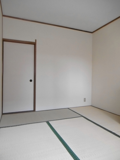 大津山シャインビル【キャッシュバック対象】の和室|和室、ちょっとしたくつろぎスペースにいかがでしょうか