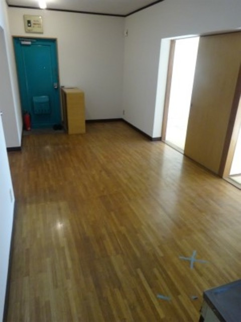 大津山シャインビル【キャッシュバック対象】の駐車場|駐車場があるので、車を買う予定の方も安心です