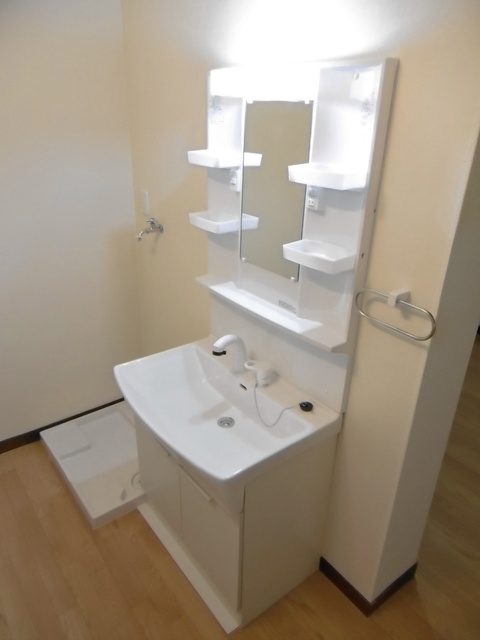 大津山シャインビル【キャッシュバック対象】の独立洗面台|独立洗面化粧台付き