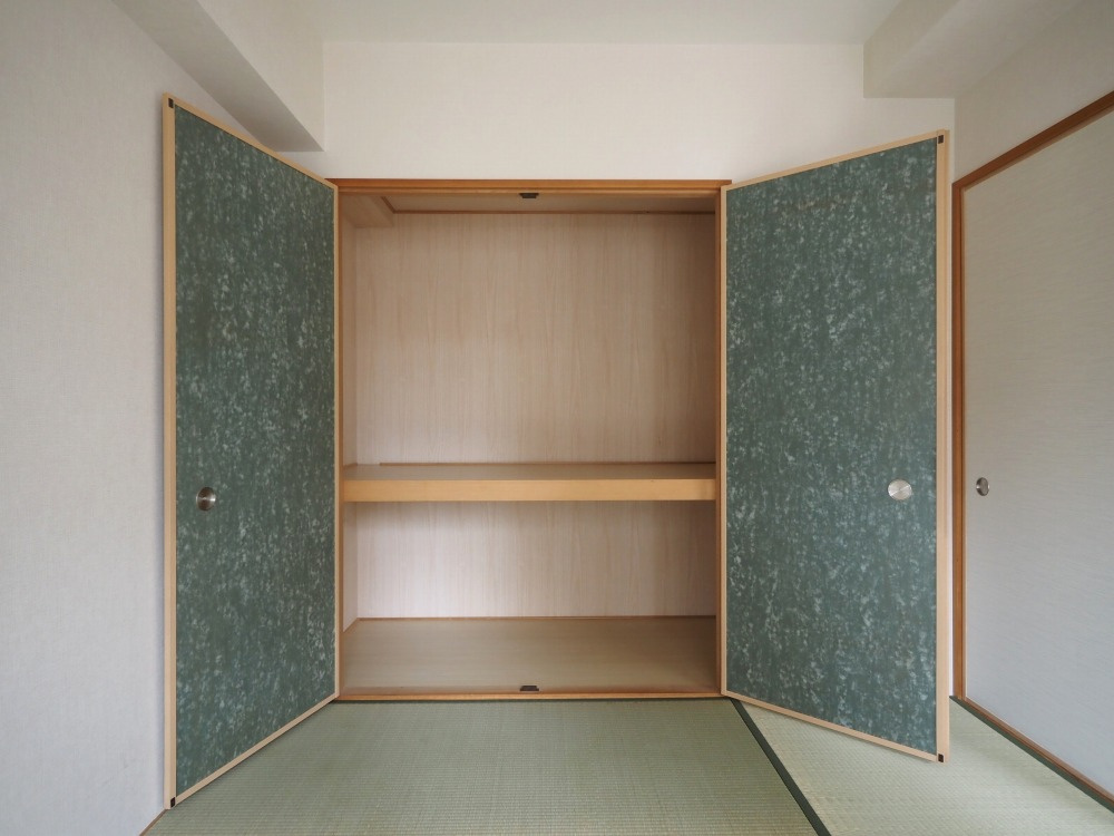 エル・セレーノ上本町レジデンスの収納