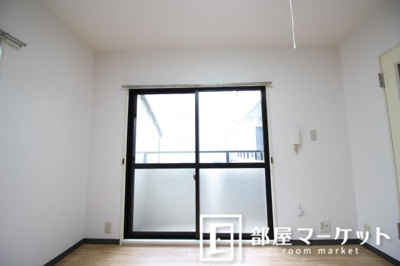 【居間・リビング】 | ＲＸ豊田 | 同型タイプ